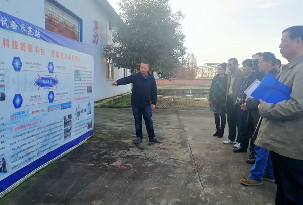 9b4b621fecb8416cbc24385647ecaff2.jpg 吉红介绍.jpg